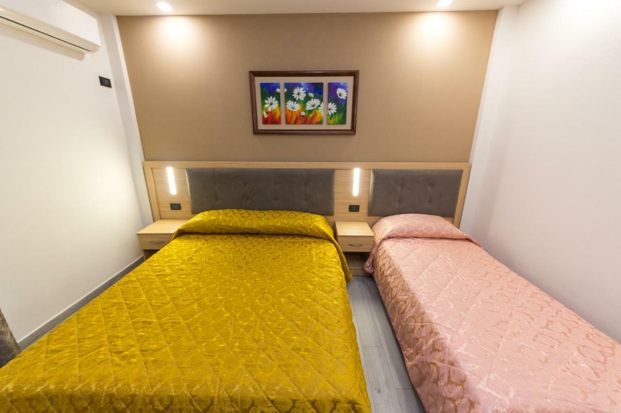 Western Star Hotel Durrës Zewnętrze zdjęcie